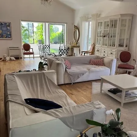 Dernière Minute Excpetionnel Toute 4 Chbres Pool House Piscine Et Boulodrome * Le Triadou
